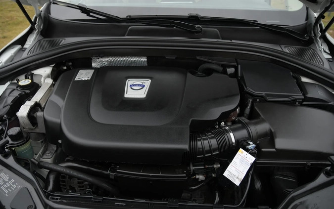 Volvo XC 60 cena 61900 przebieg: 229301, rok produkcji 2012 z Suchedniów małe 781